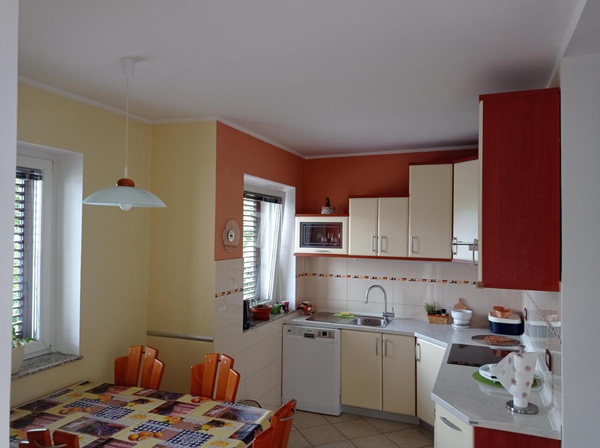 Apartman Adrijana Kastav, Free Wifi & Parking, 2 Bedrooms & Sea View エクステリア 写真